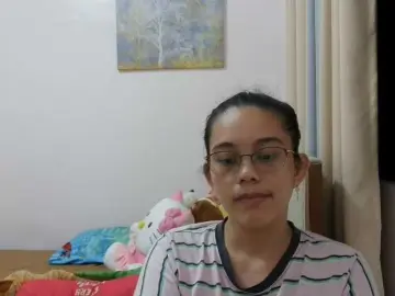 Bongacams Live Sex Cam of simplesindyxx