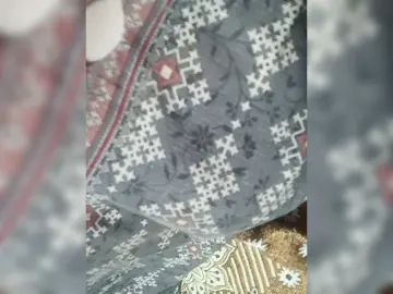Bongacams Watch Live Sex Cams of Khadija3