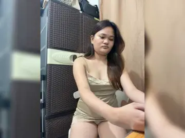 Bongacams Live Porn of PeachyBabe