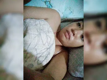 Bongacams Adult Webcam of XXhornywetprincess99XX