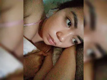 Bongacams Nude Webcam of XXhornywetprincess99XX
