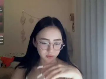 Bongacams Free Porn Cam of MyrleHenggeler