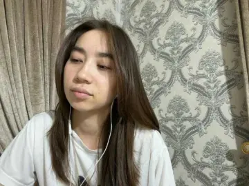 Bongacams Sex Cam of ClaudiaChouinard