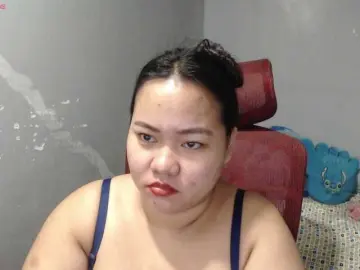 Bongacams Watch Live Sex Cams of BubbleButtPinay