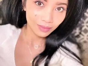 Myfreecams Watch Live Sex Cams of AsianLuv_4U
