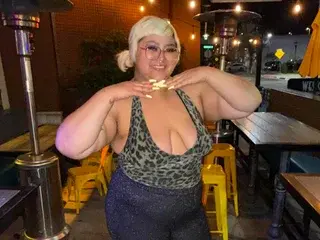 Streamate Best Webcam of ThickAsianMami