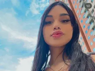 Streamate Adult Webcams of Alejadolly
