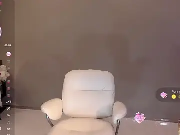 Stripchat Live Sex Cam of Hahaha_ha2