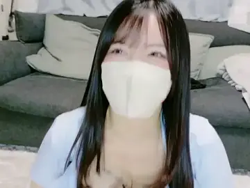Stripchat Free Live Porn of MoeRin