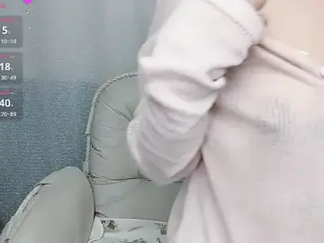 Stripchat Nude Webcam of Yinzi_