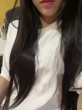 Stripchat Free Live Porn of Desi_sara