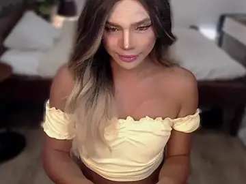 Stripchat Free Live Porn of liaa_lurrecams