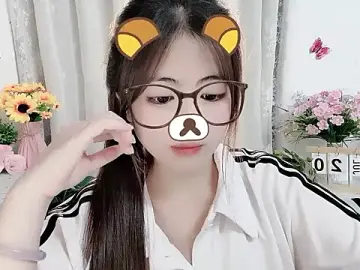 Stripchat Adult Webcam of MIJ-Uwuu