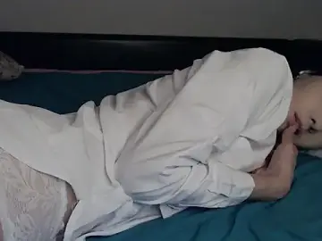 Stripchat Free Live Porn of Fudzik0
