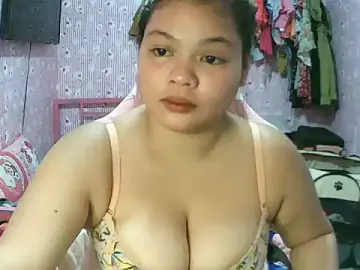 Stripchat Best Webcam of shaira_peach