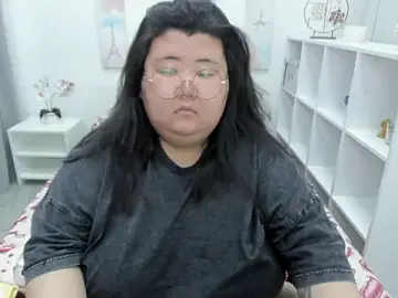 Stripchat Free Live Porn of Nadine_asian