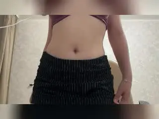 Xlovecam Nude Webcam of LorenzaMccaughan