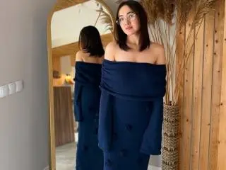 Xlovecam Watch Live Sex Cams of Toramikaa